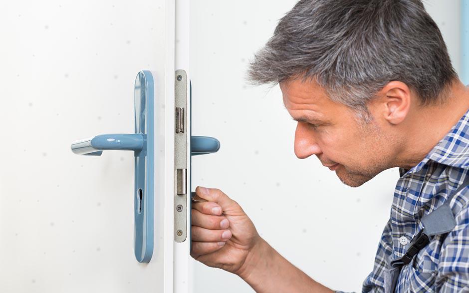 changer serrure porte blindée Courbevoie